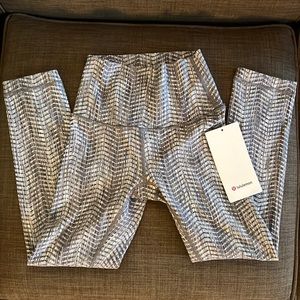 Lululemon Wunder Under Crop HR 21” Size 2 NWT
